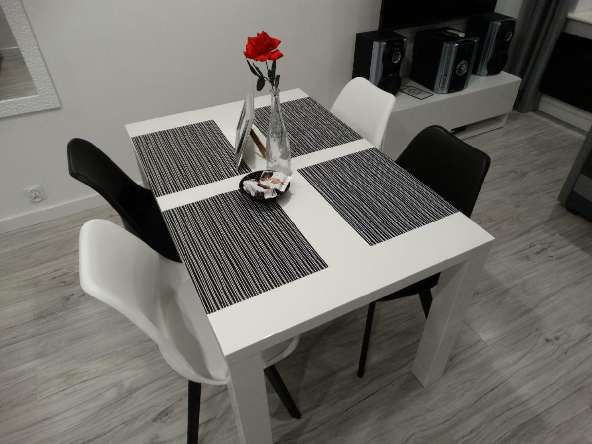 Apartament "Eli" Торунь Екстер'єр фото